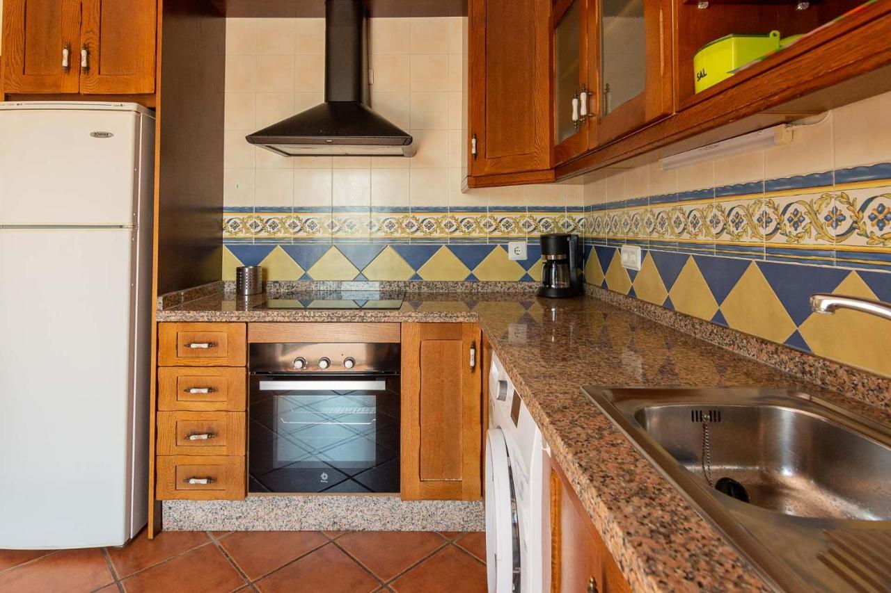 VILLA ANDALUCÍA: cerca de todo, intimidad y espacio Nerja Exterior foto