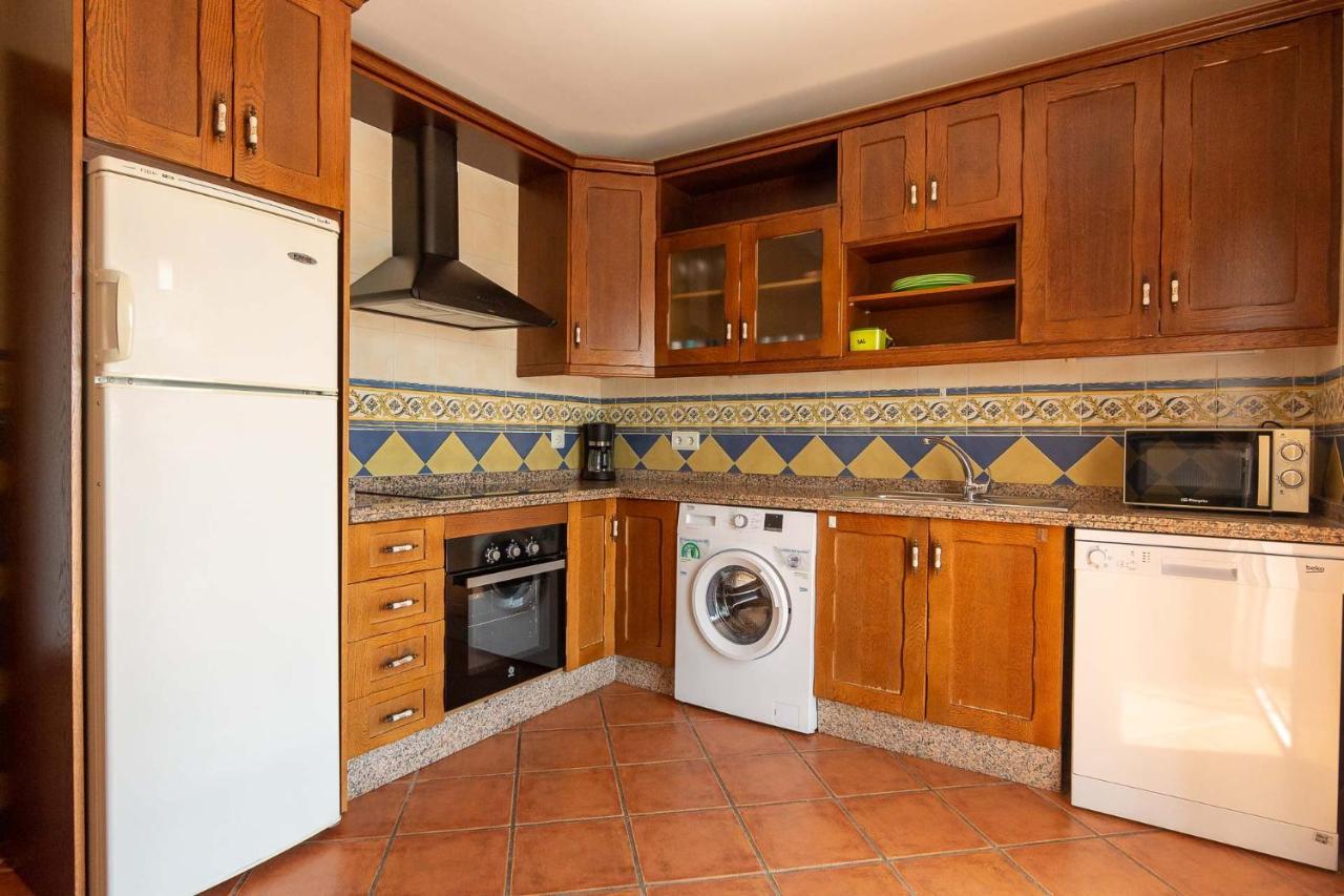 VILLA ANDALUCÍA: cerca de todo, intimidad y espacio Nerja Exterior foto